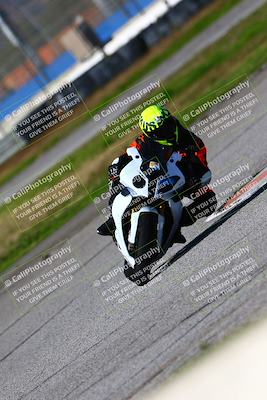 media/Jan-21-2023-Fastrack Riders (Sat) [[fcf3f88a30]]/Level 2/Session 4 Turn 6-Mountian Shot/